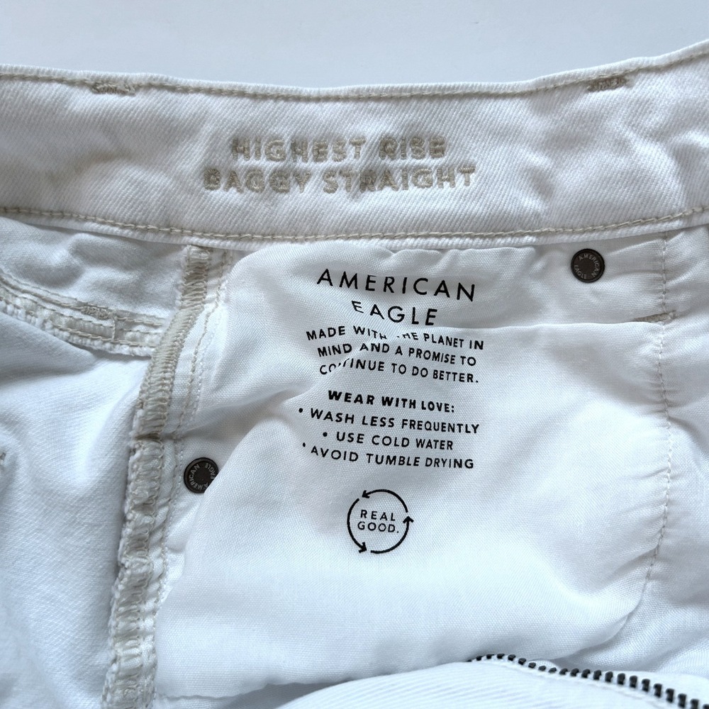 American Eagle Highest Rise Baggy Straight White Distressed Jeans Size 4 Short - Picture 8 of 16